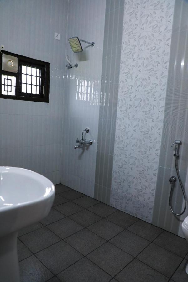 Castle Home Stays Удупи Екстериор снимка